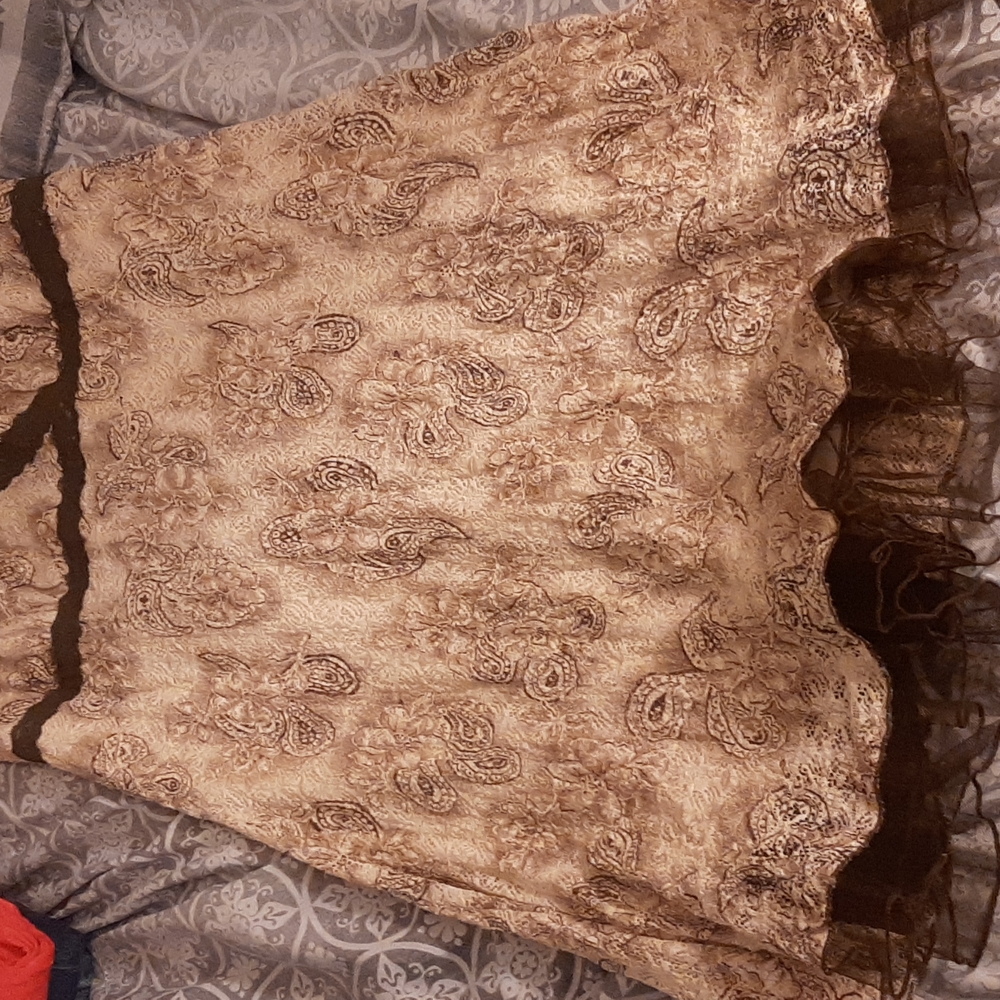 Dress - Picture 2 of 4